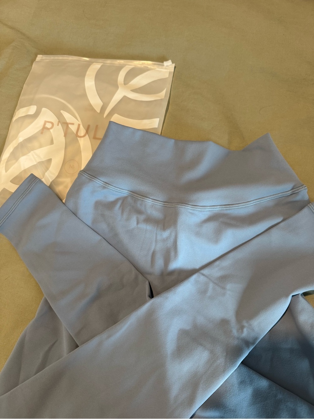 Ptula Sierra High-Waist Leggings 26” Sky Color